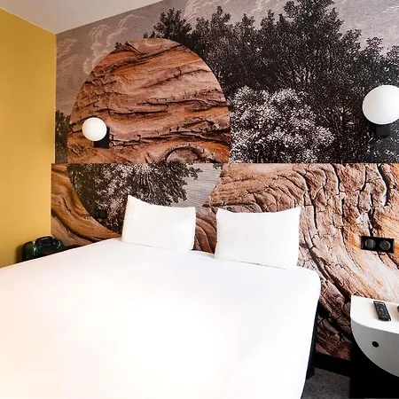 Modern Hôtel Montmartre-3